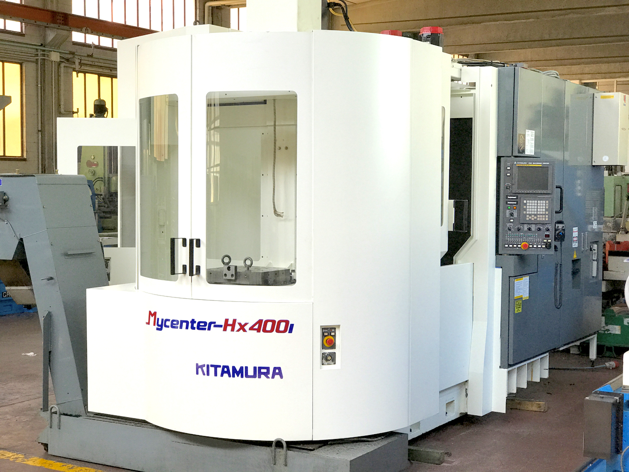 dealer Centro de elaboración  KITAMURA HX 400i usado